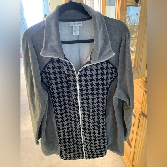 Catherines Tops - CATHERINES 1X 18/20W VELOUR GRAY WITH BLACK HOUNDSTOOTH ZIP-UP